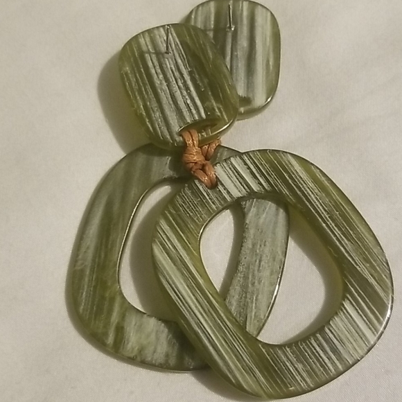 Green earrings with brown ties - Picture 2 of 2